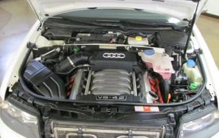 Audi V8 4.2 engine bay view